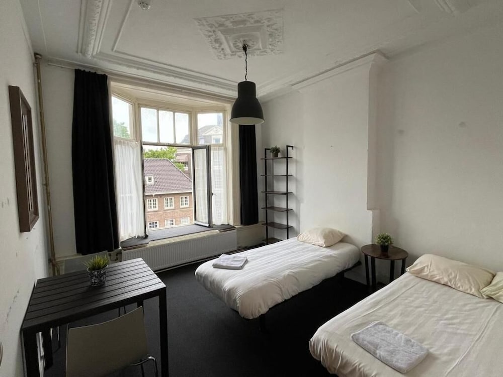 Standard Triple Room, City View