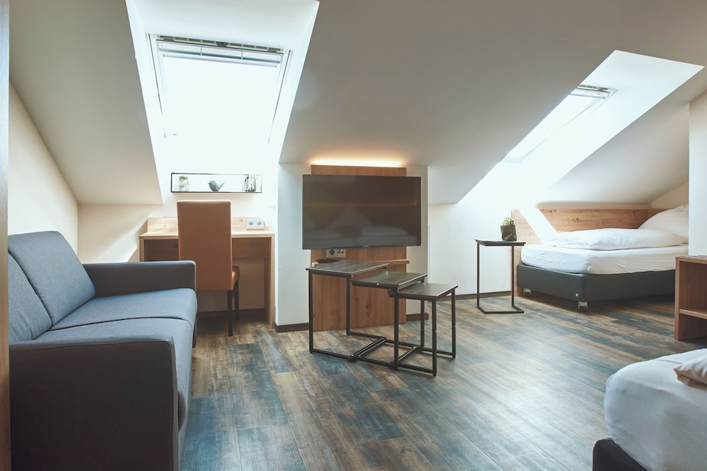 Business Quadruple Room photo 1
