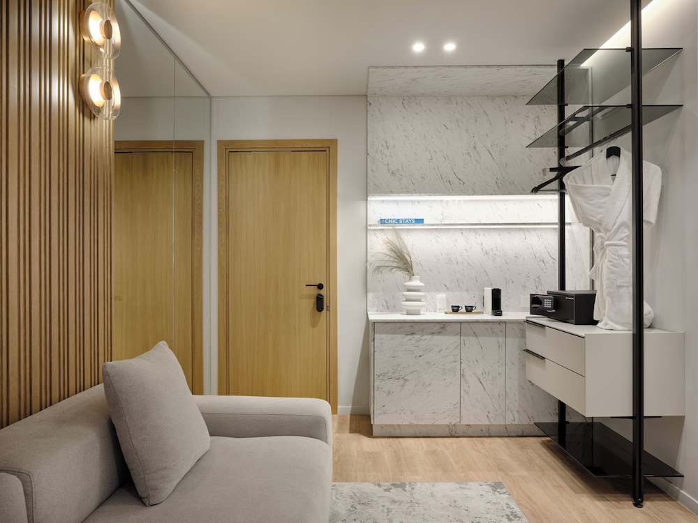 Junior Suite with Hot Tub photo 2