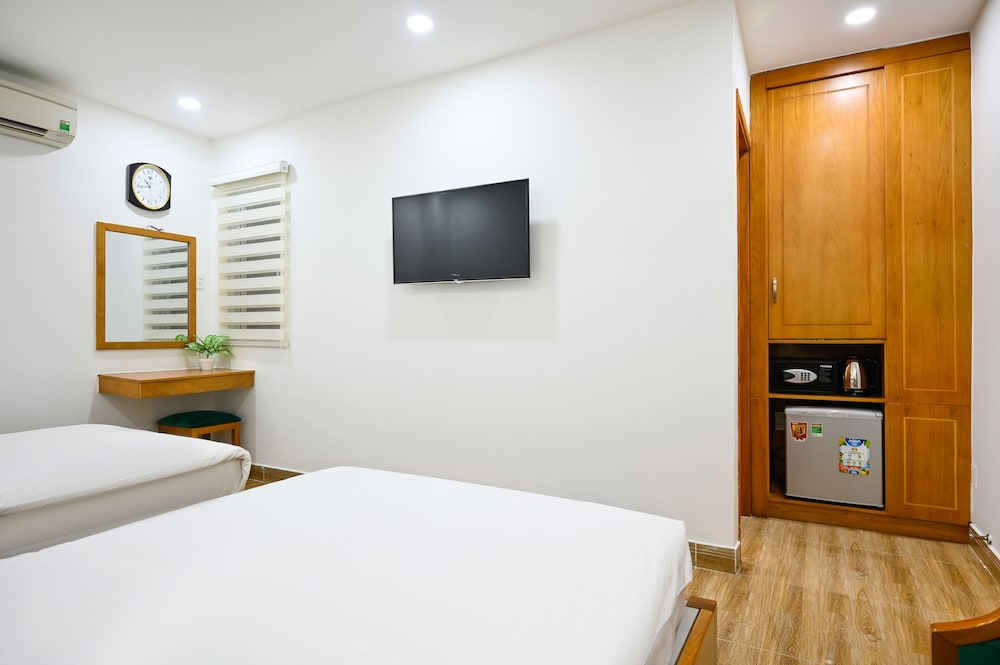 Superior Triple Room photo 3