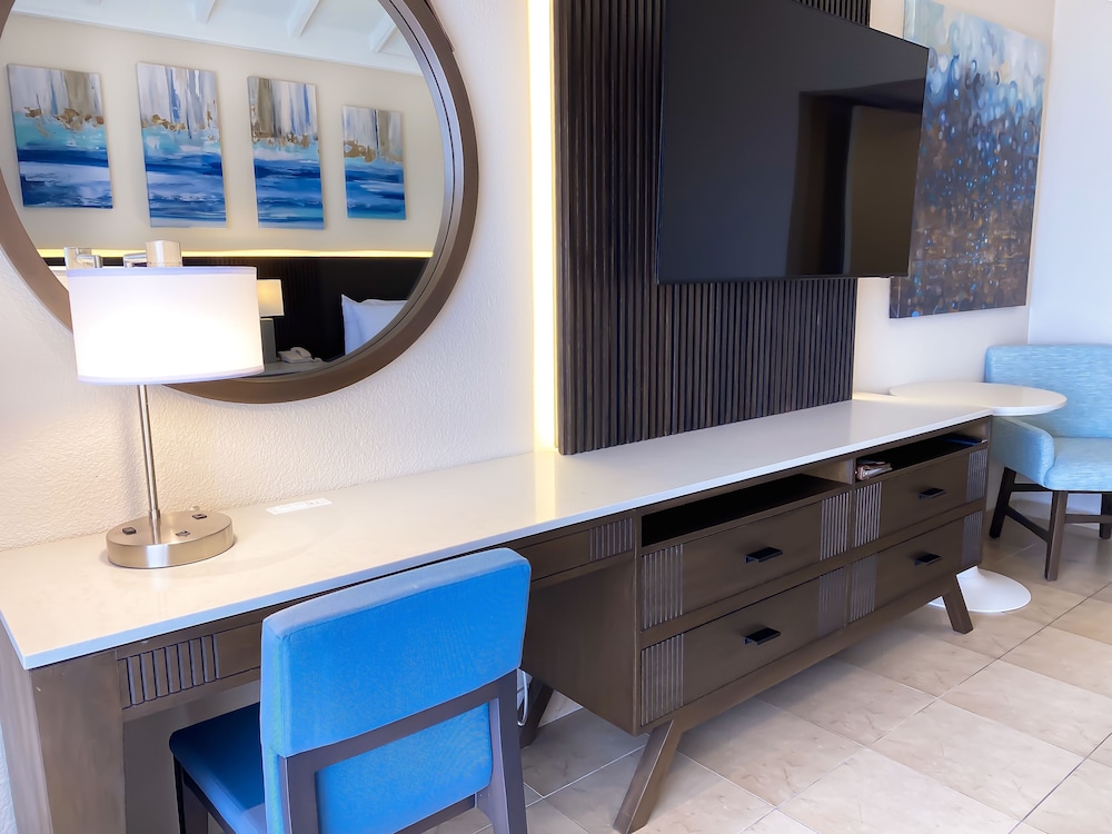 Junior Suite, Ocean View - Photo 8