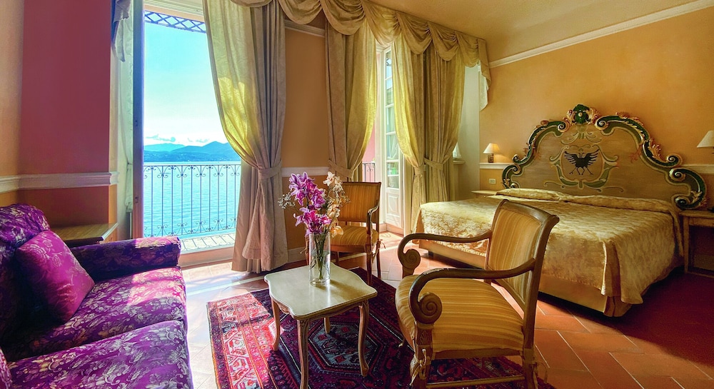 Junior Studio Suite