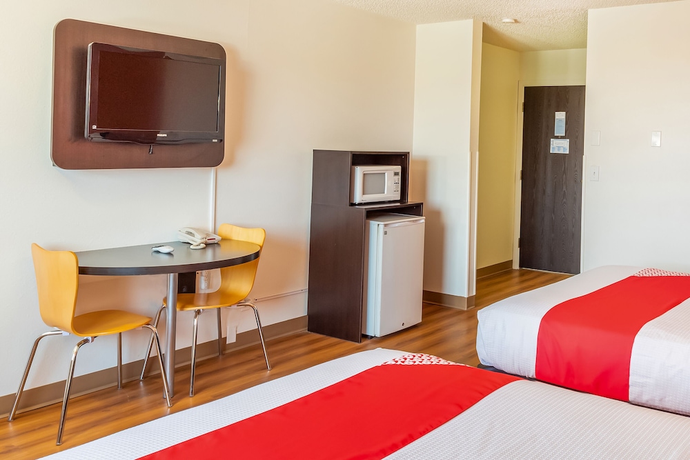 Premium Room, 2 Queen Beds photo 3