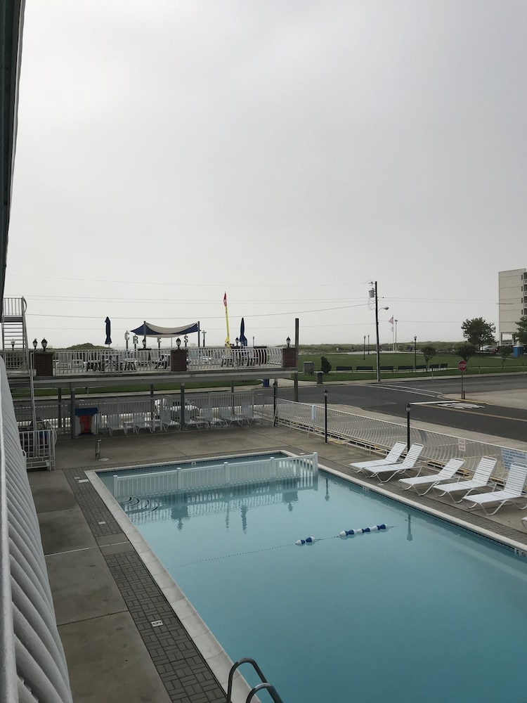 Suite, 1.5 Bedroom, Ocean View, 3rd Floor photo 2