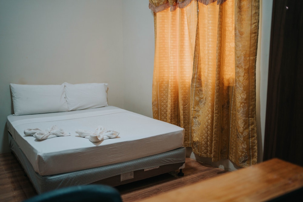 Deluxe Room - Photo 3