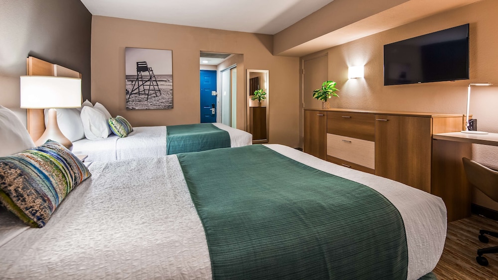 Standard Room, 2 Double Beds, Non Smoking, Refrigerator - Photo 3