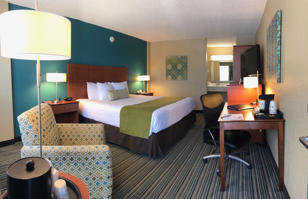 Classic Room, 1 King Bed - Photo 2