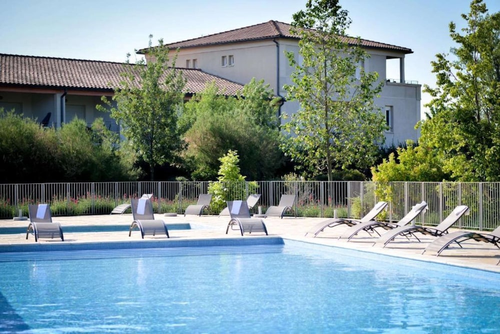Classic Apartment, 3 Bedrooms