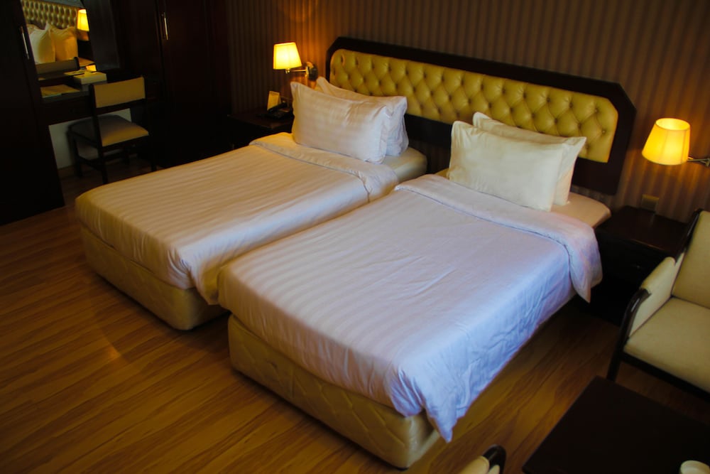 Deluxe Twin Room - Photo 7
