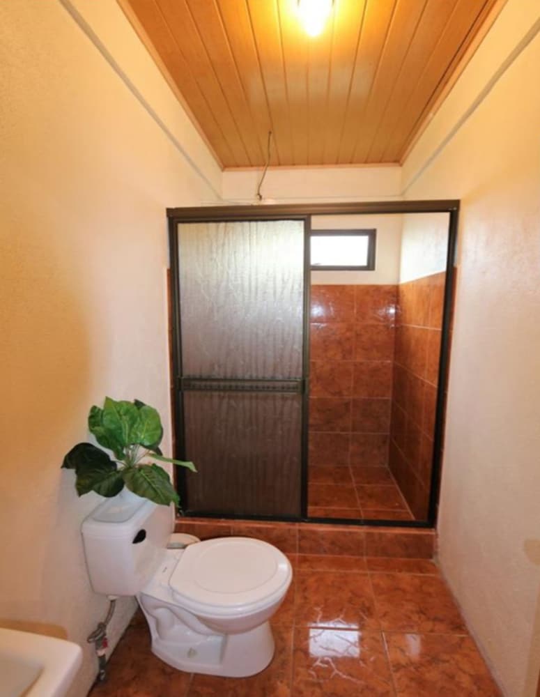 Economy Double Room, Shared Bathroom photo 2