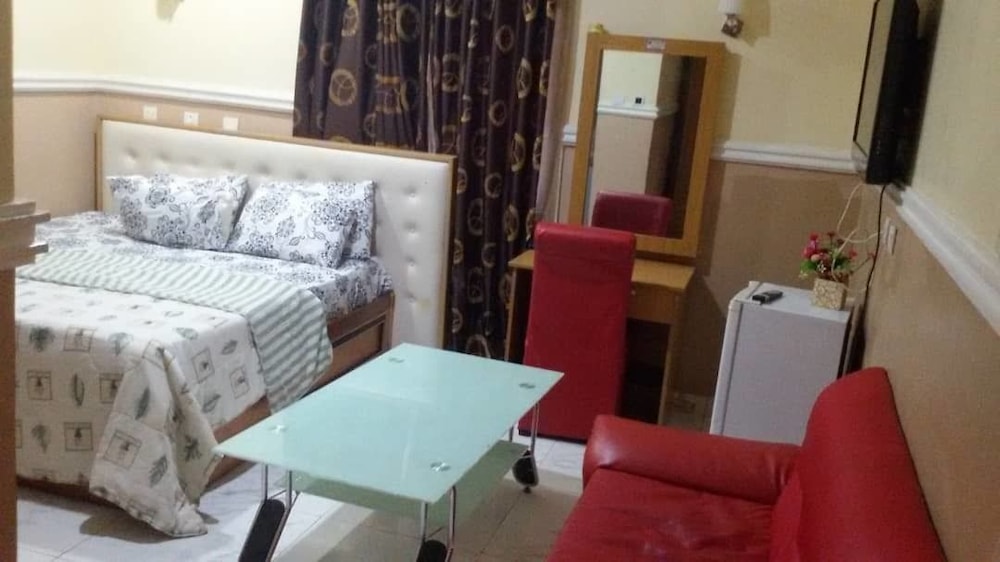 Executive Room - Photo 1