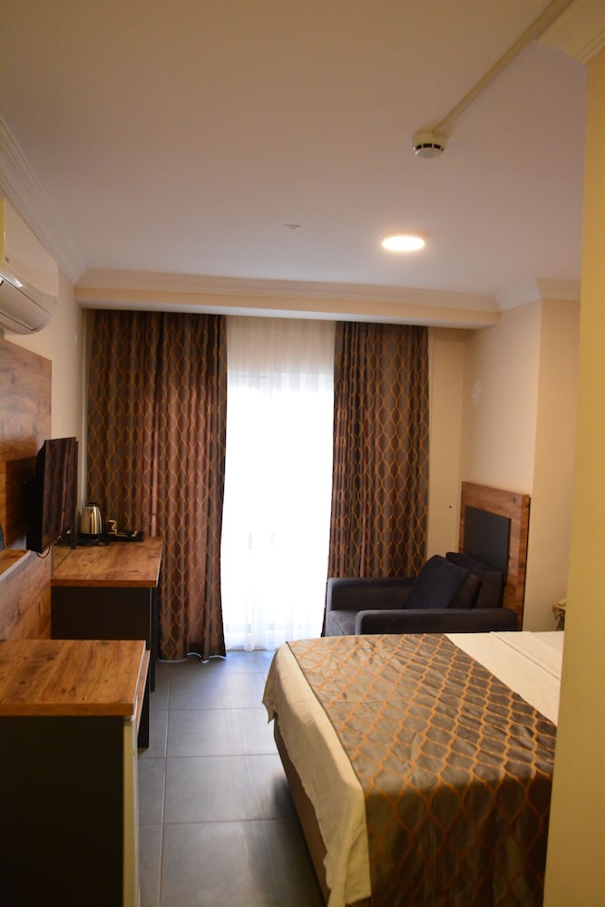 Standard Double Room - Photo 3