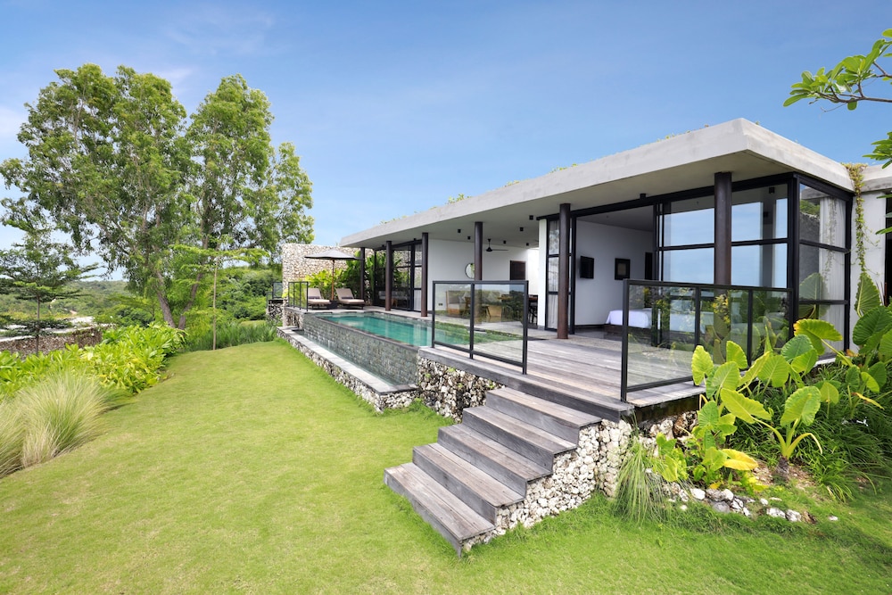 Two Bedroom Pool Villa with Sea View