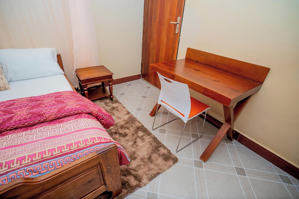 Classic Double or Twin Room, Private Bathroom, Mountain View