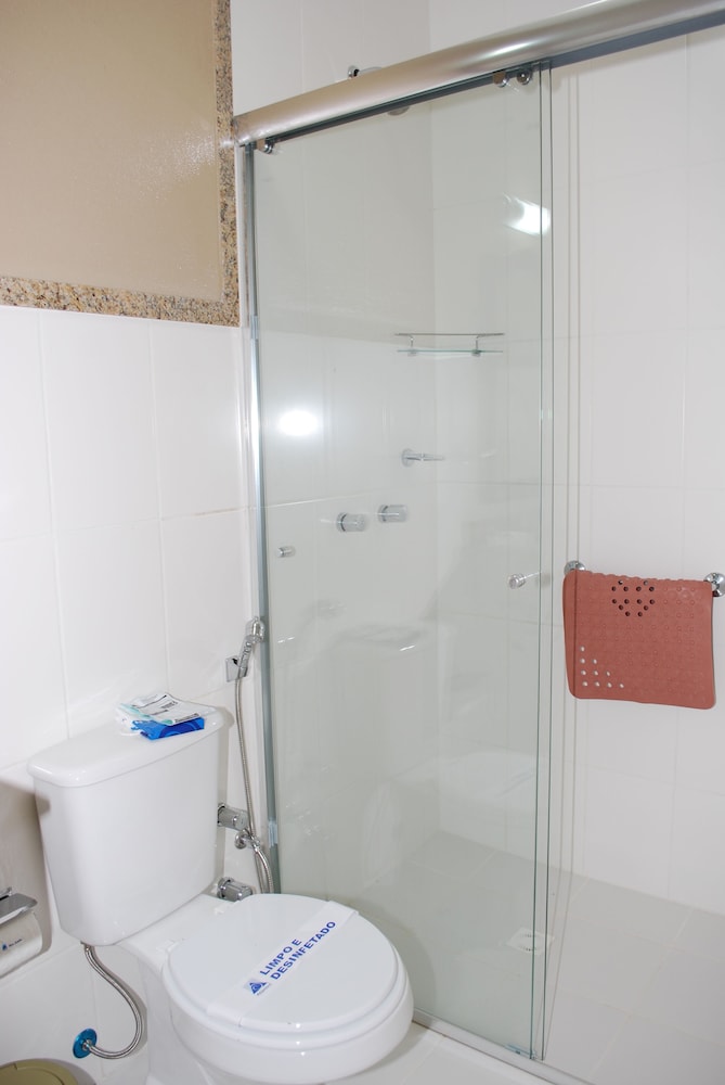 Standard Single Room, 3 Twin Beds photo 3