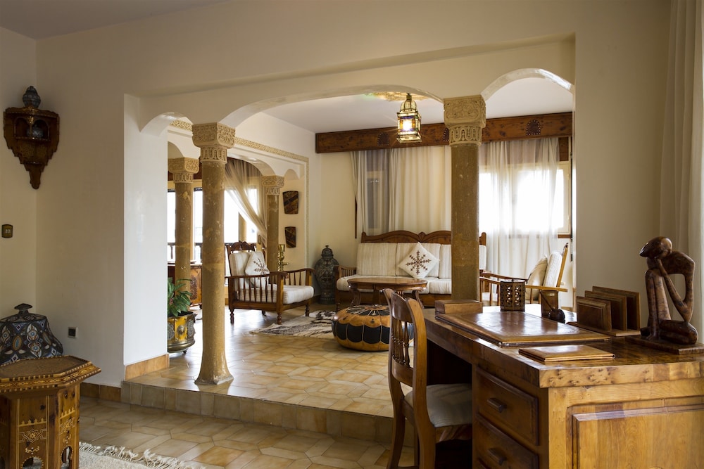 Royal Suite, Sea View photo 2