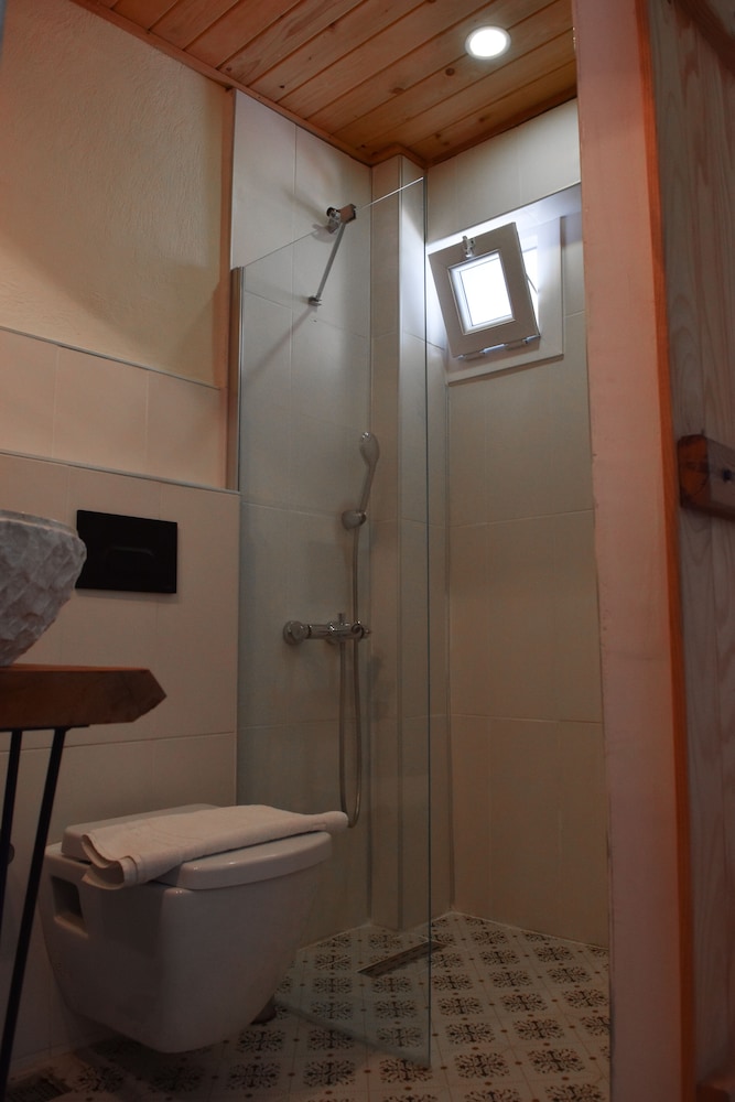 Standard Double Room, Balcony photo 3