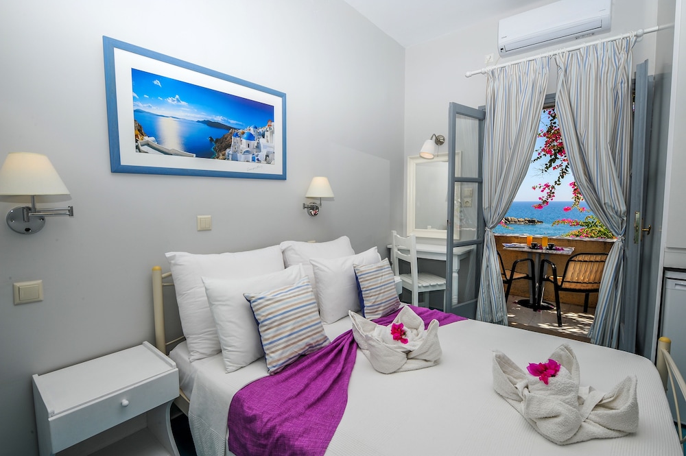 Romantic Double Room, 1 Double Bed, Balcony, Sea View