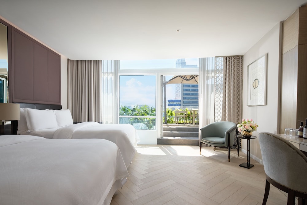 Grand Room, 2 Queen Beds, Terrace
