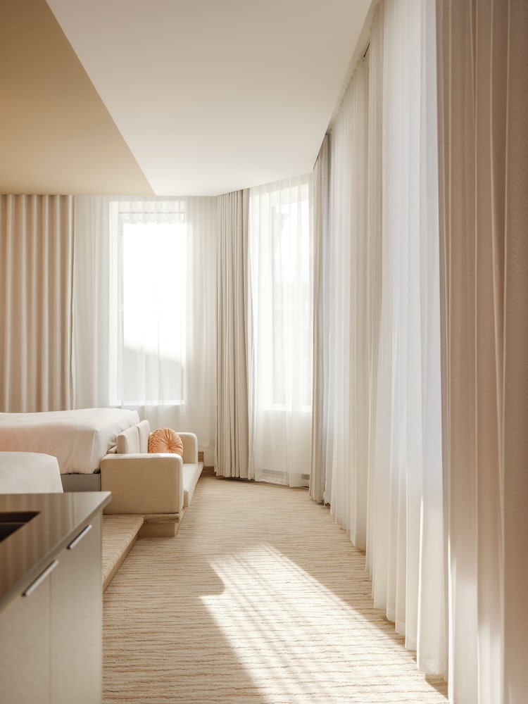 Superior Suite (5)