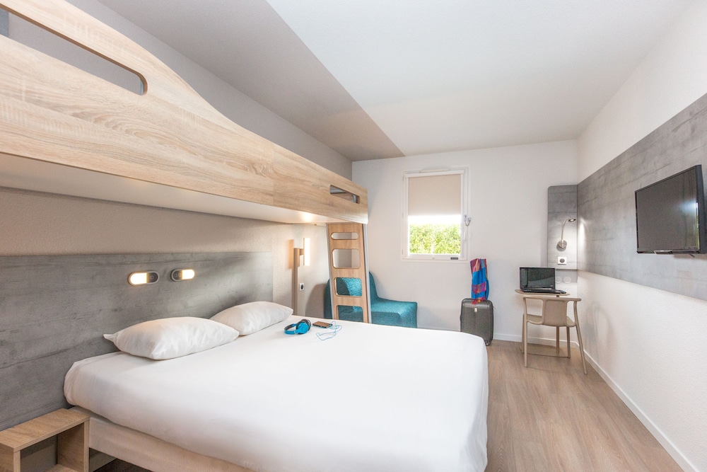 Triple Room, Multiple Beds - Photo 4