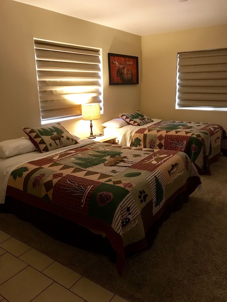 Room (#4) photo 1
