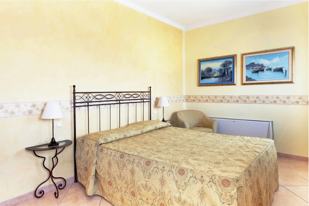 Classic Double or Twin Room photo 1