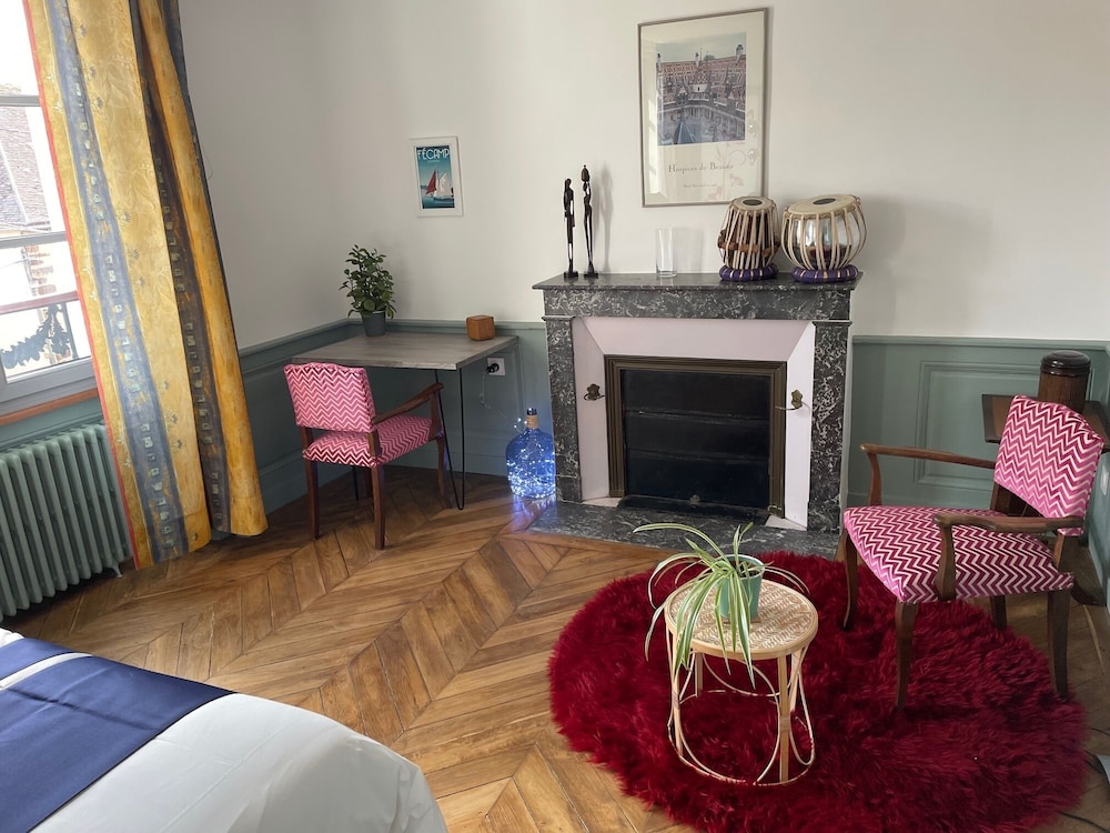 Deluxe Double Room, City View photo 2
