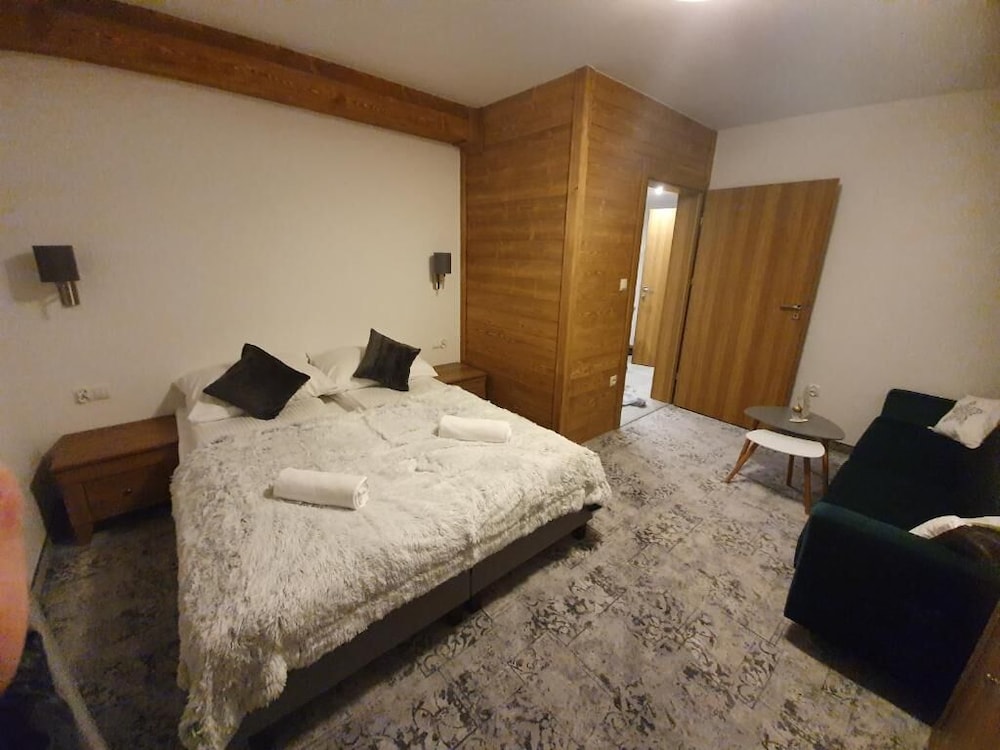 Deluxe Apartment (3) photo 1