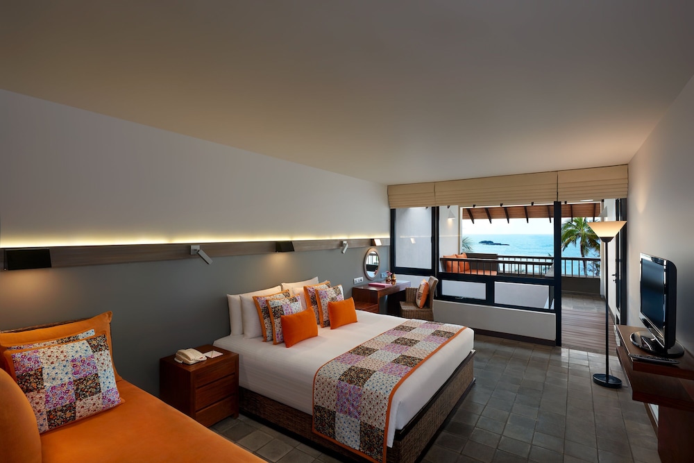 Superior King Ocean View with Balcony - Discounts (10% on Food and Beverage, 15% on SPA) photo 1