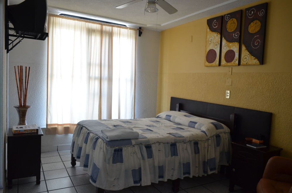 Standard Single Room, 1 Double Bed photo 2