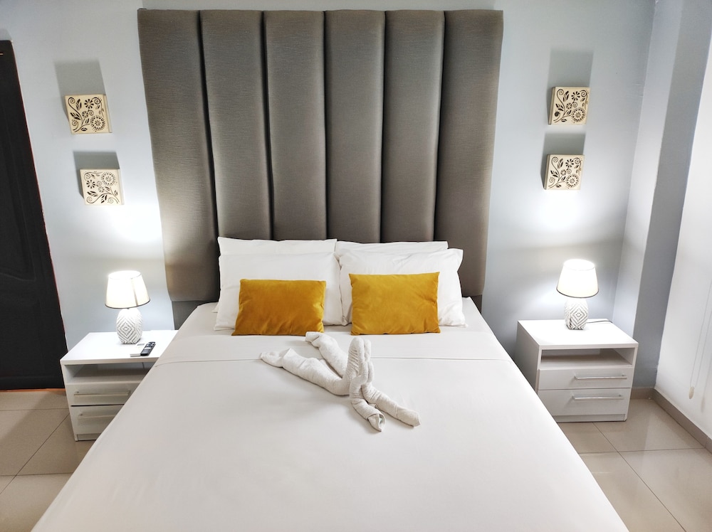 Romantic Room (Matrimonial) photo 2
