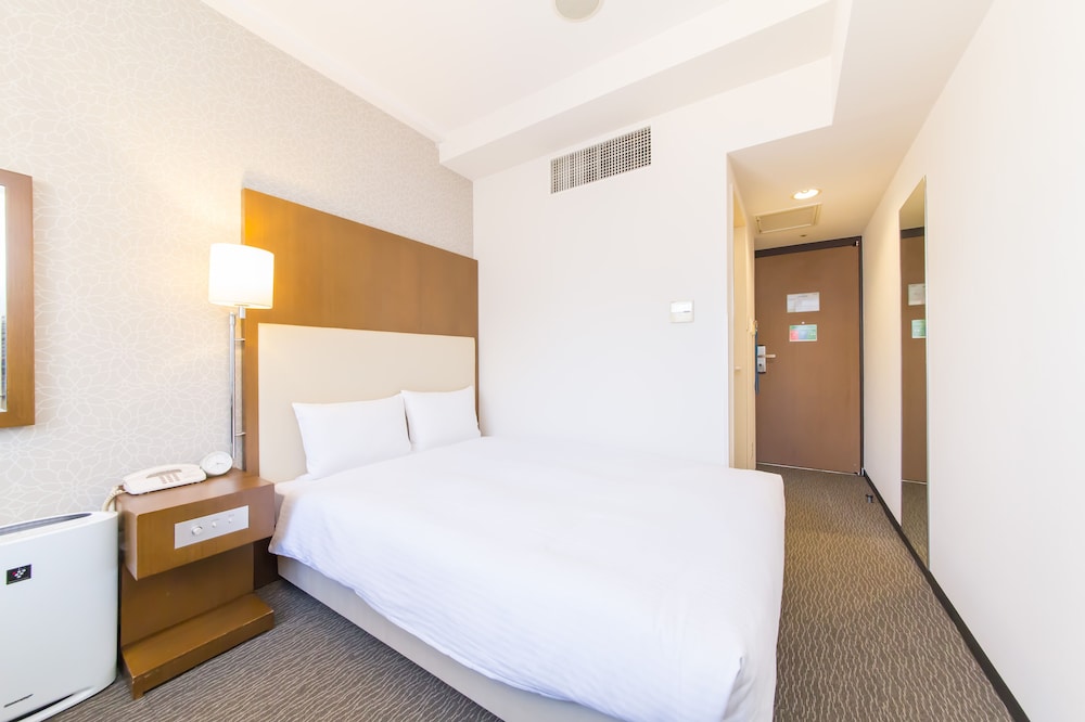 Economy Double Room, 1 Bedroom, Smoking (Bed width 140 cm) (Up to 1 child ages 0-5 years old) photo 1