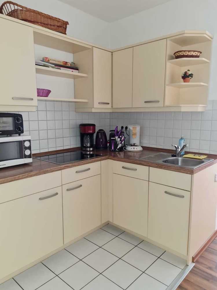 Comfort Apartment, 1 Bedroom, Non Smoking, Partial Sea View photo 3