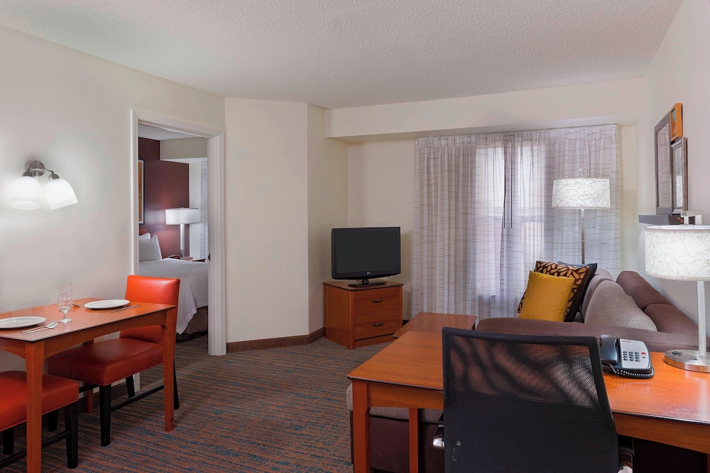 Suite, 1 Bedroom (Mobility Accessible, Tub) photo 3