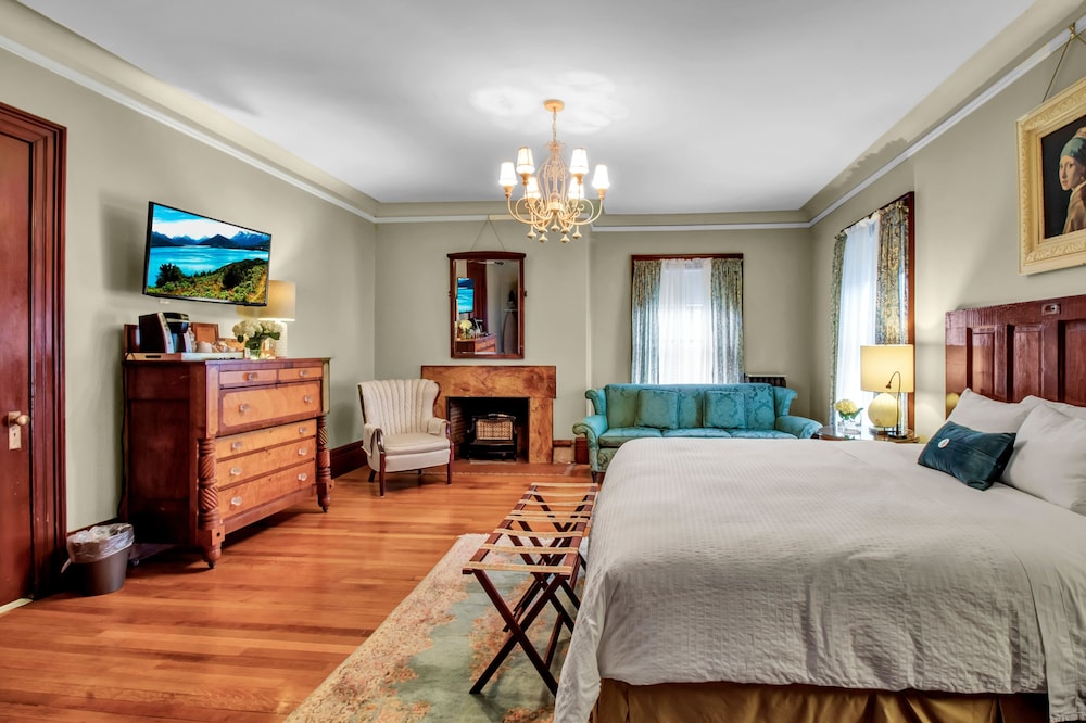 Millard Fillmore Suite photo 3