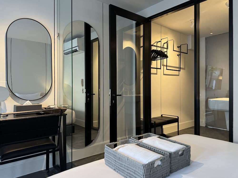 Family Quadruple Room - Photo 9