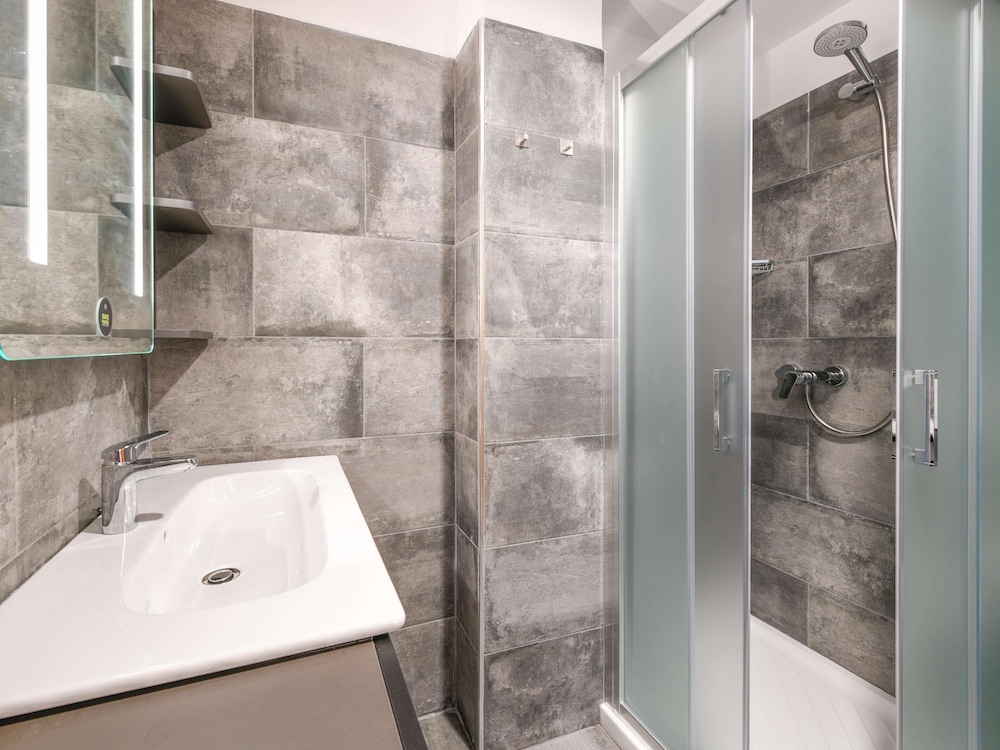 Superior Double Room - Photo 10