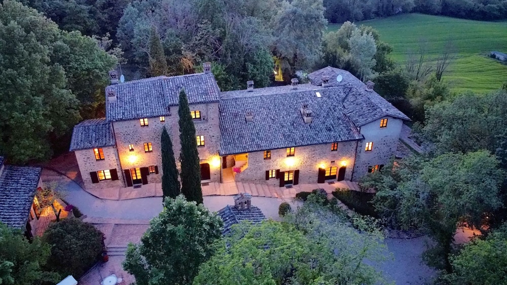Family House photo 3