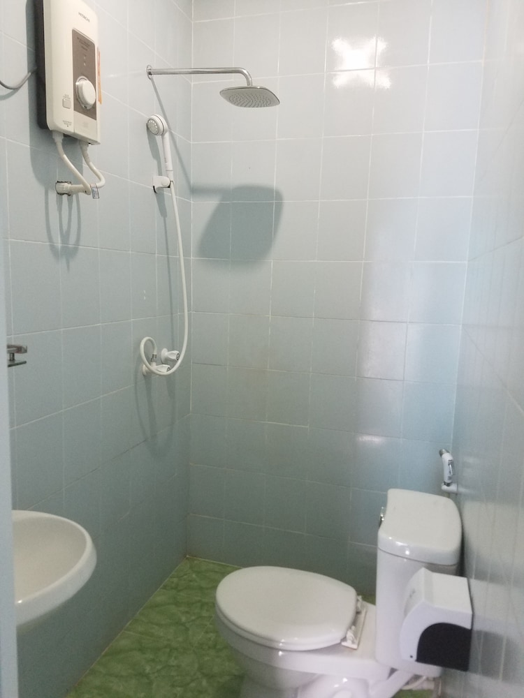 Deluxe Room, 3 Bedrooms, City View photo 2
