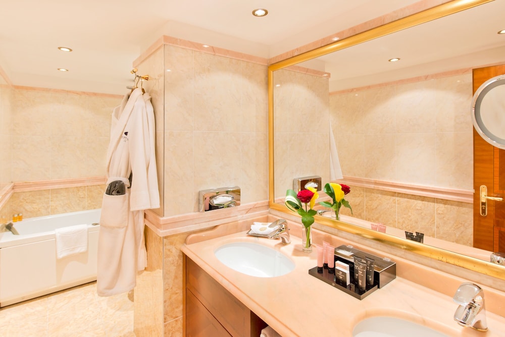 Classic Double Room - Photo 4