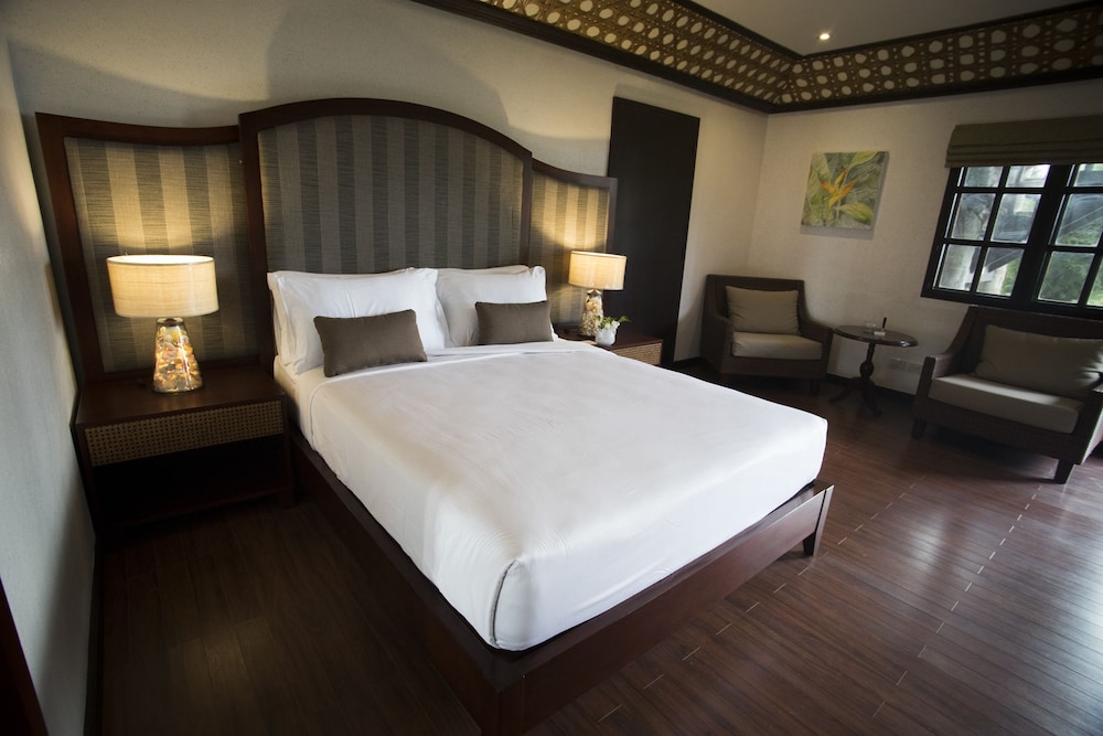Premier Queen Room photo 2