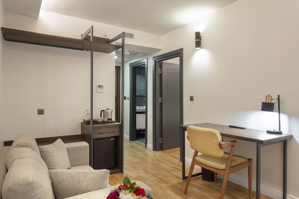 Junior Studio Suite photo 2