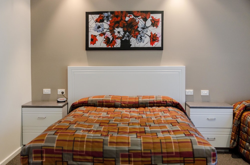 Standard (Two Bedroom Unit) - Photo 3