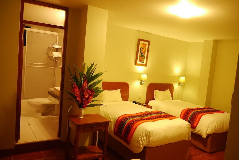 Standard Triple Room, 3 Twin Beds photo 1