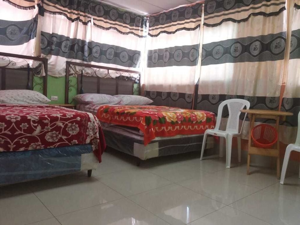 Basic Quadruple Room, 2 Double Beds photo 2
