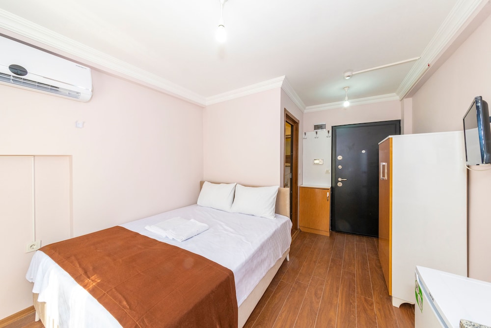 Economy Room photo 2