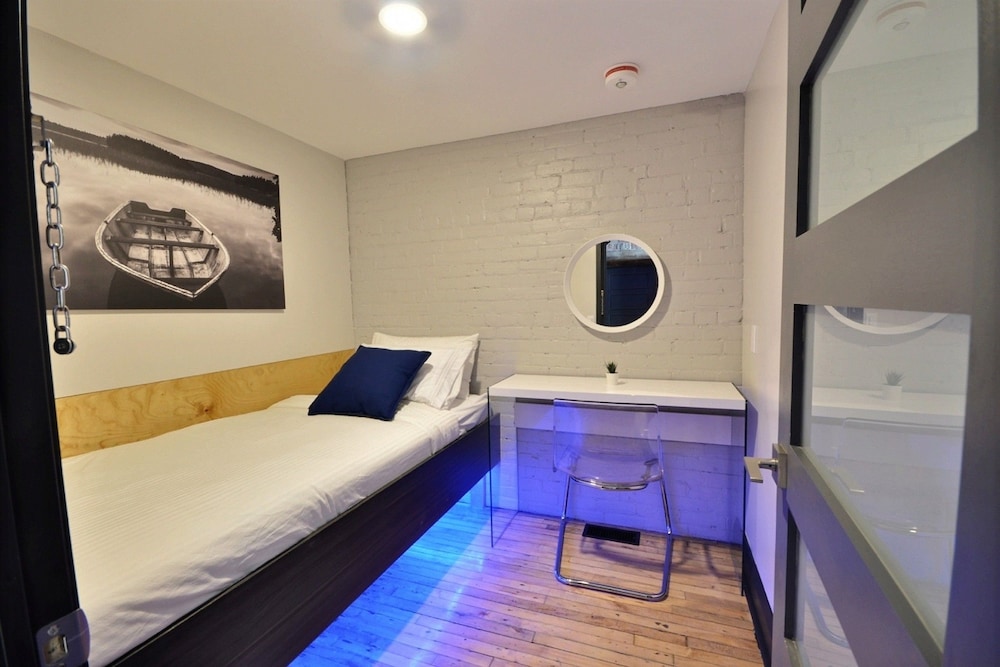 Deluxe Single Room photo 3