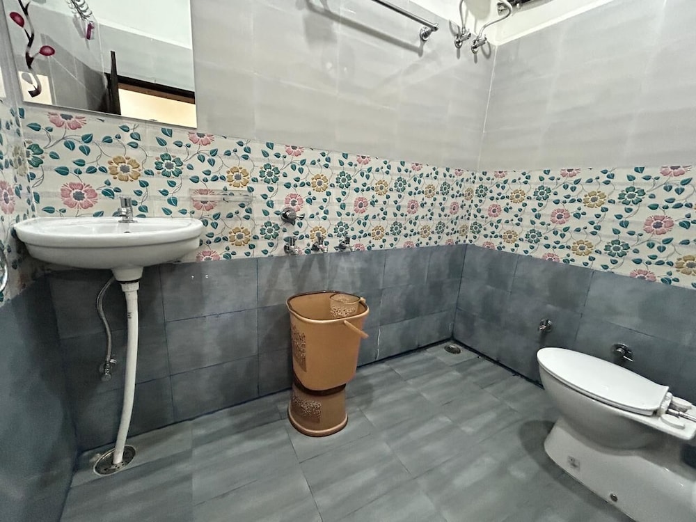 Deluxe Double Room, City View photo 3