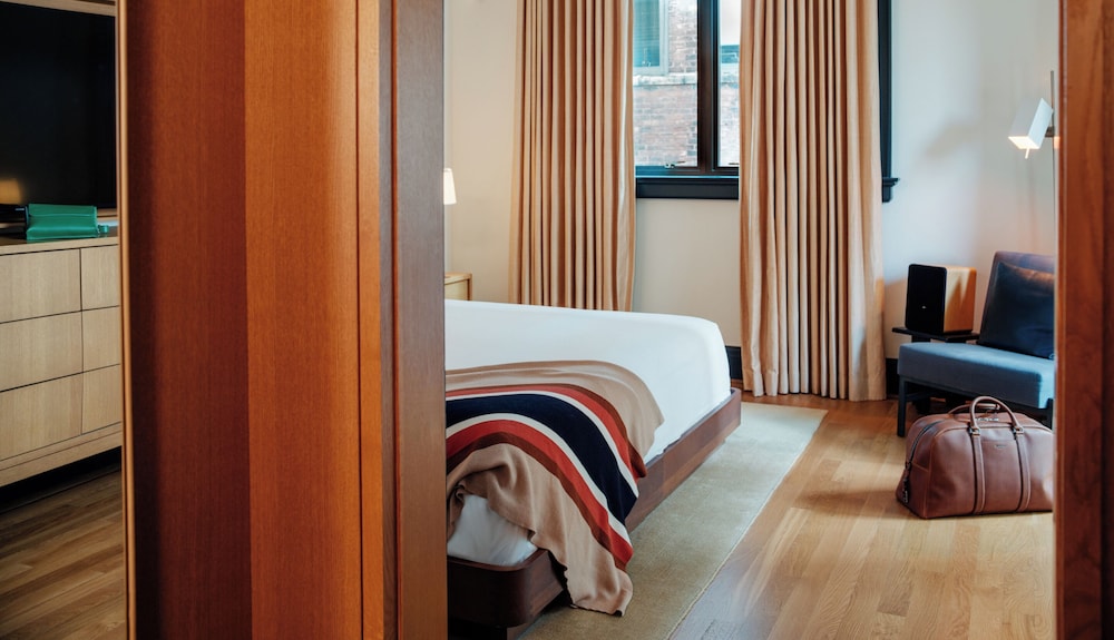 Room, 1 King Bed, Terrace (Study)